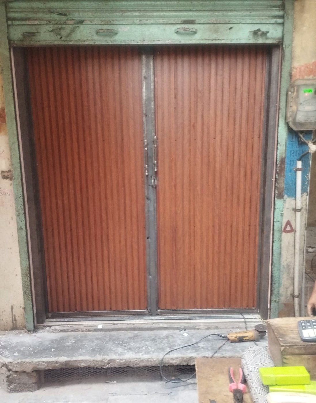 Metal safety door