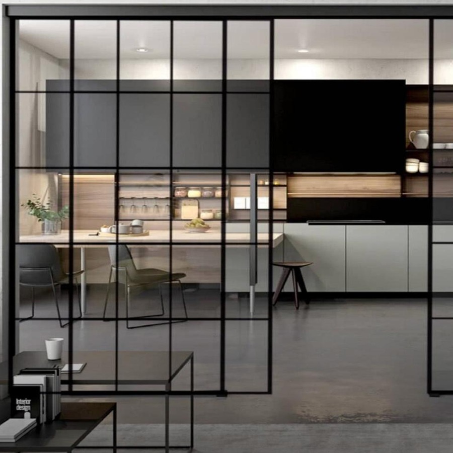 Glass and aluminium partition system reference